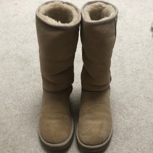 UGG Women’s Tall Classic Sand Size 8. Lightly Worn